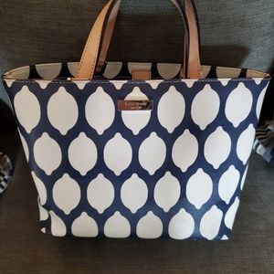 Like new Kate Spade Navy and White Lemon bag